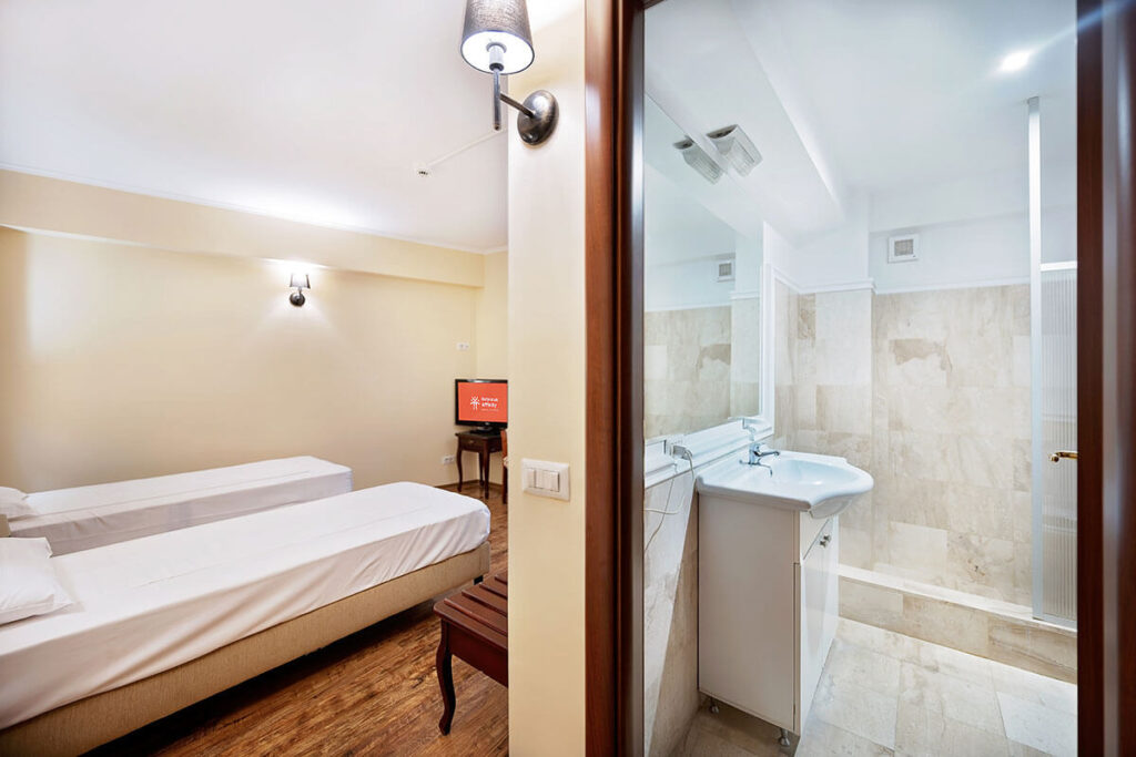 Băi configurate pentru acces facil și siguranță